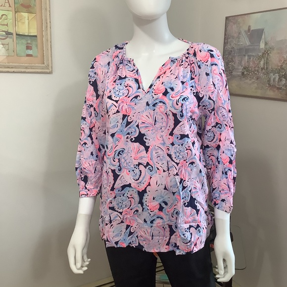 Lilly Pulitzer 3/4 Sleeve Willa Top - Picture 3 of 10